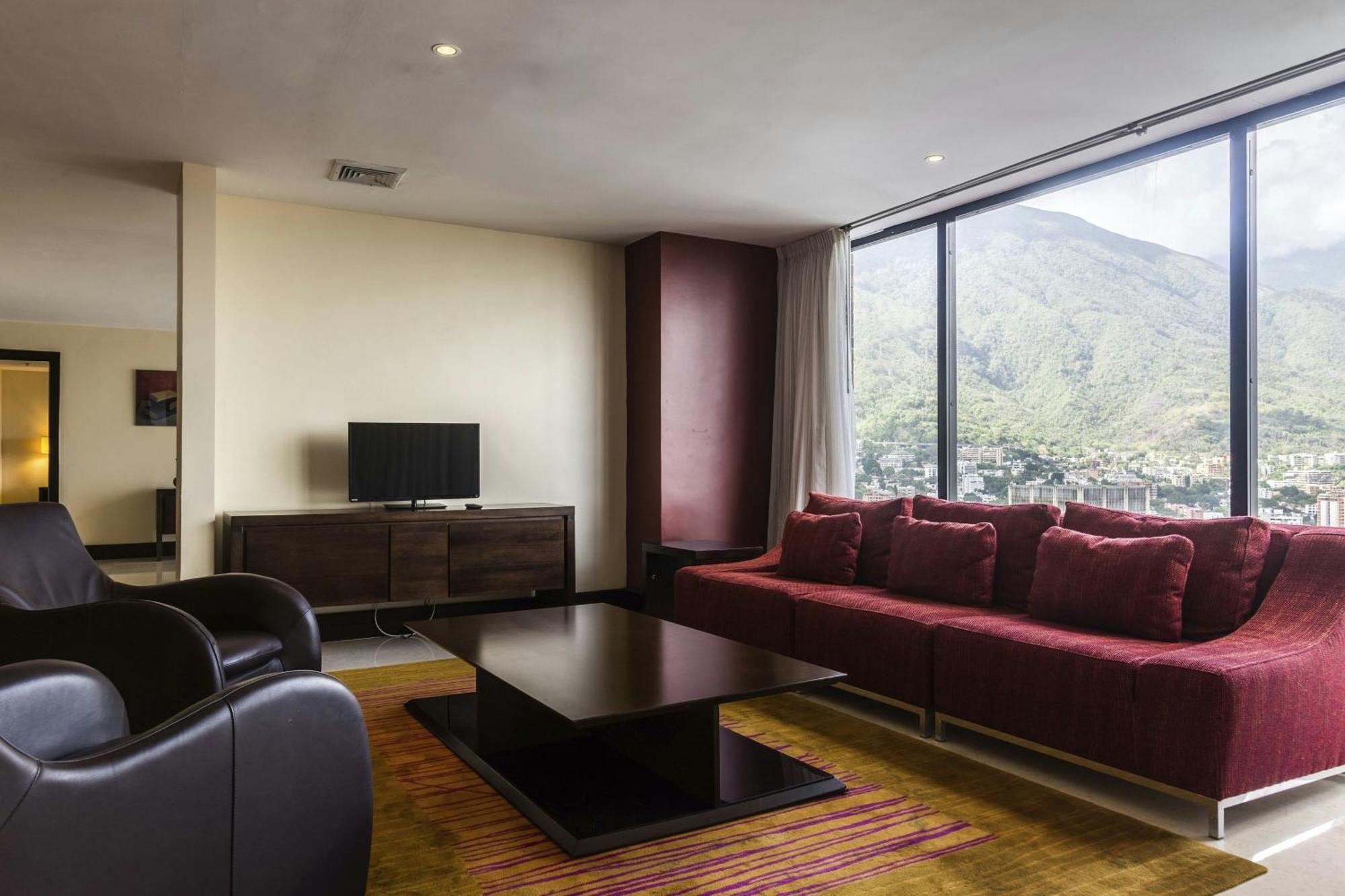 Renaissance Caracas La Castellana Hotel Exterior photo