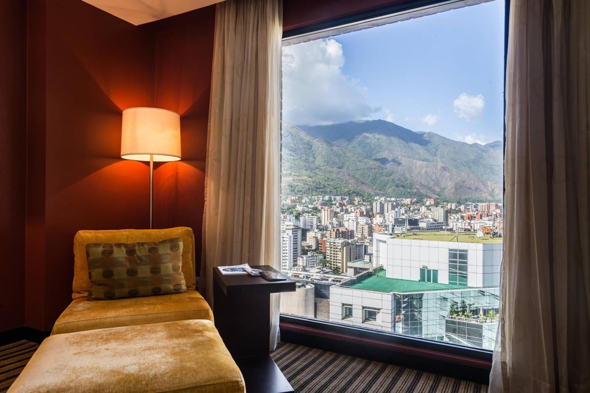Renaissance Caracas La Castellana Hotel Exterior photo